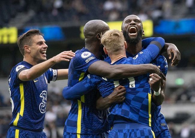 包含里程碑夜纽卡斯尔扳平良机，中超集结日刷纪录，赛场秩序良好，年轻球员得到机会的词条